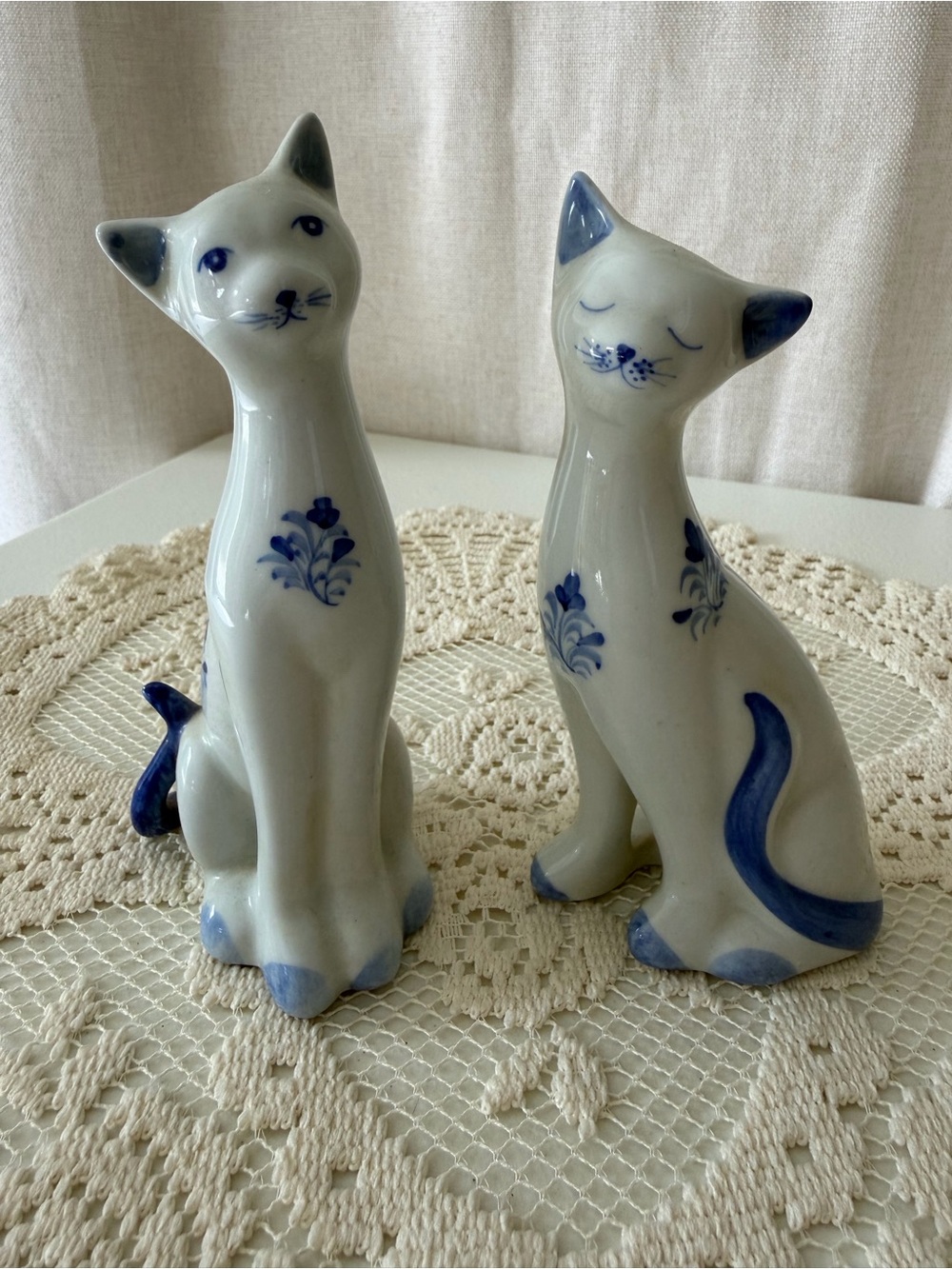 Nonchalant Grand-millennial Blue & White Porcelain Cat Figurines-Set of 2